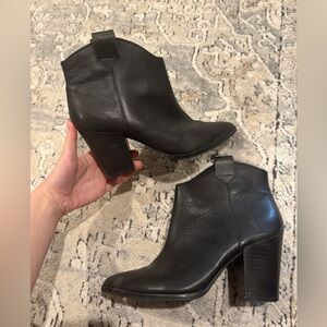 Lucky Brand Amarys Bootie Leather Western Ankle Boot Womens size 10 New